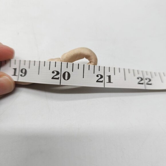 Handcrafted Natural Shell Necklace ClipOn Earrings Set Leaf Design Neutral Tones - Picture 9 of 9